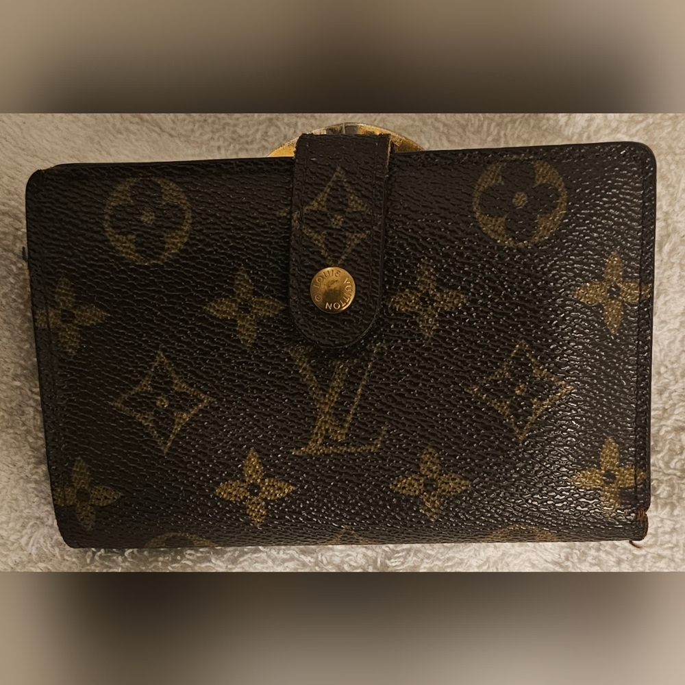 Louis Vuitton Louis Vuitton Portefeuille viennois Brown kisslock wallet